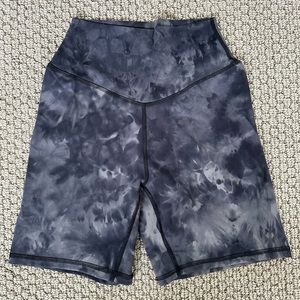 Kamo Fitness Ellyn Shorts 6" - Black Tie Dye